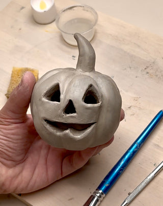 Jackie O’Lantern Pottery Kit